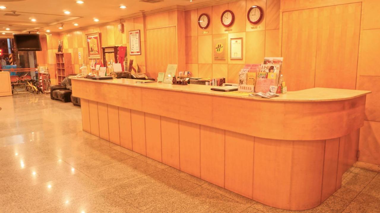 Hwa Du Hotel Tainan Exterior photo