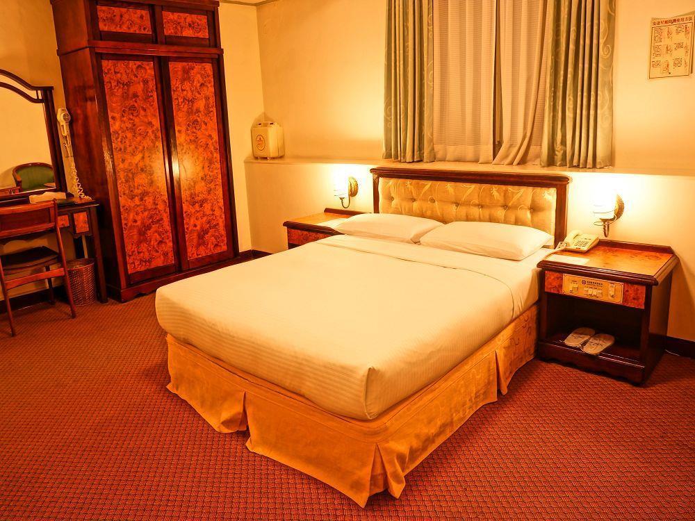 Hwa Du Hotel Tainan Exterior photo