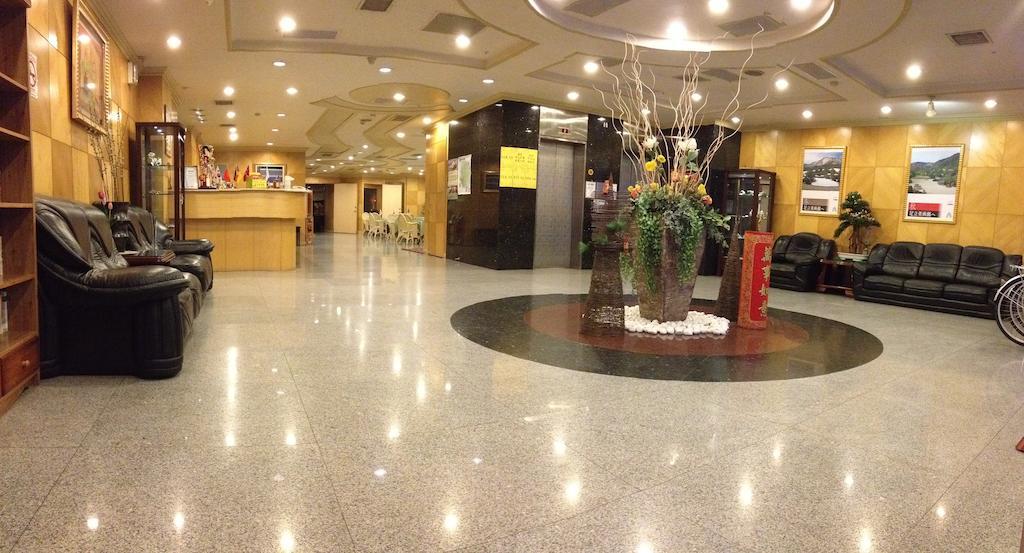 Hwa Du Hotel Tainan Exterior photo